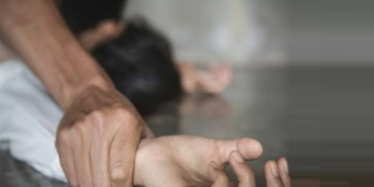 Pencabulan Terhadap Anak: Begini Aksi Ayah Gauli Anak Tiri Di Lima Puluh Kota
