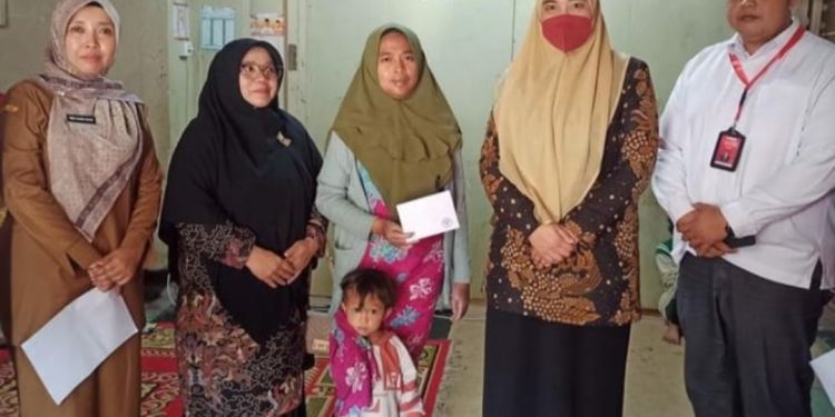 Dapatkan Bantuan, Ayu: Terimakasih Pak Walikota juga Tim JMSI dan PJS Bukittinggi