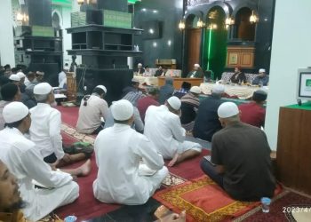 Hidupkan Syiar Malam ke-23 Ramadhan, Buya-Buya Surau Mengaji bersama di Surau Buya Gusrizal