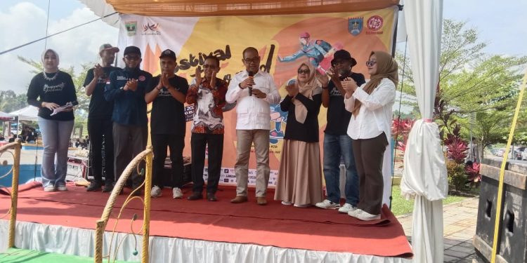 Dibuka Wali Kota, Festival Skateboard Digelar Di Batang Agam