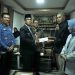 Peduli Sesama, Ka. Kwartir Cabang (Kwarcab) 0314 Pramuka Kota Payakumbuh Yang Juga Pj. Wali Kota Payakumbuh, Menyerahkan Bantuan Kepada Dua Penderita Kelainan Jantung Di Dua Lokasi