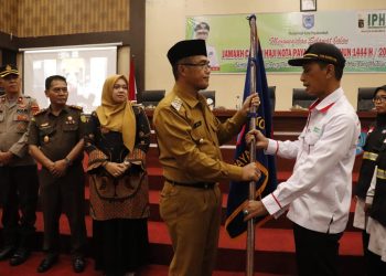 249 Orang Jamaah Calon Haji (JCH) Kota Payakumbuh Musim Haji 1444 H Dilepas Secara Resmi Oleh Pj. Wali Kota Payakumbuh