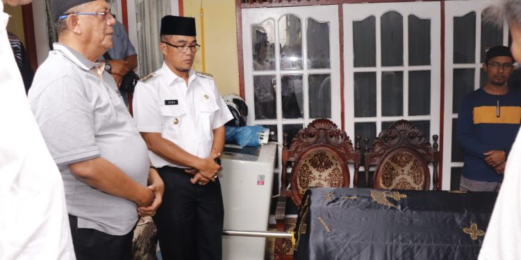 Kabar Duka Arfan (17) Yang Merupakan Anak Yatim Piatu dan Berkebutuhan Khusus Meninggal Dunia, Rida Ananda Melayat Kerumah Duka