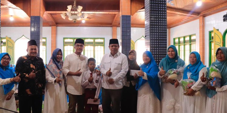 Pj. Wali Kota Payakumbuh Menghadiri Wirid Pengajian Bulanan FK Yasin Kota Payakumbuh