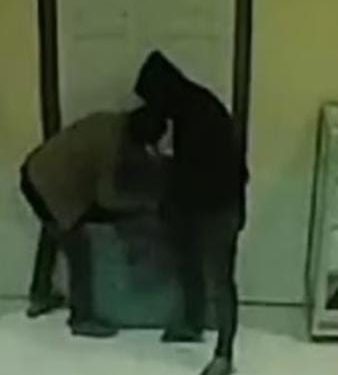 Maling Kotak Amal Masjid di Tanah Datar: Rp 5 Juta Raib dalam Aksi Terkam CCTV