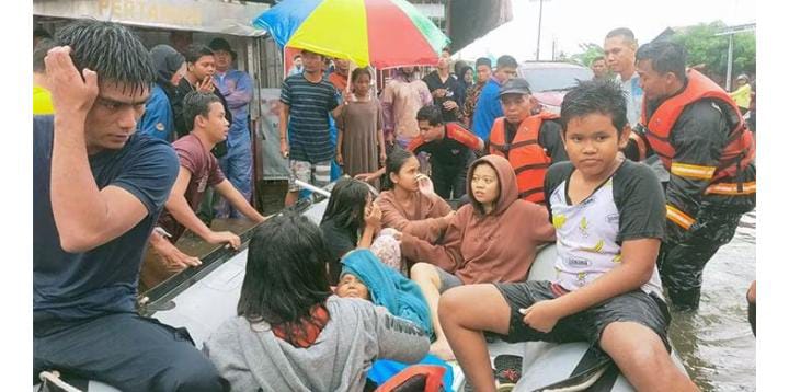 Beberapa Wilayah di Sumatera Barat Terendam Banjir, Terparah di Kota Padang