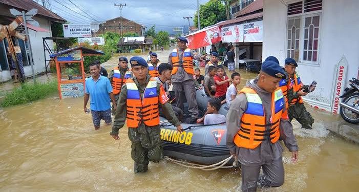 Empat Orang Meninggal Akibat Banjir dan Longsor di Sumbar, Krisis Bencana Menimpa Daerah