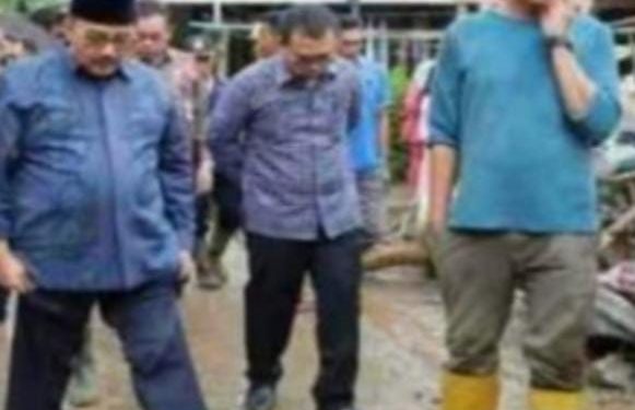 Akibat Hujan Tak Pernah Berhenti Kec.Bonjol Dilanda Banjir Bandang