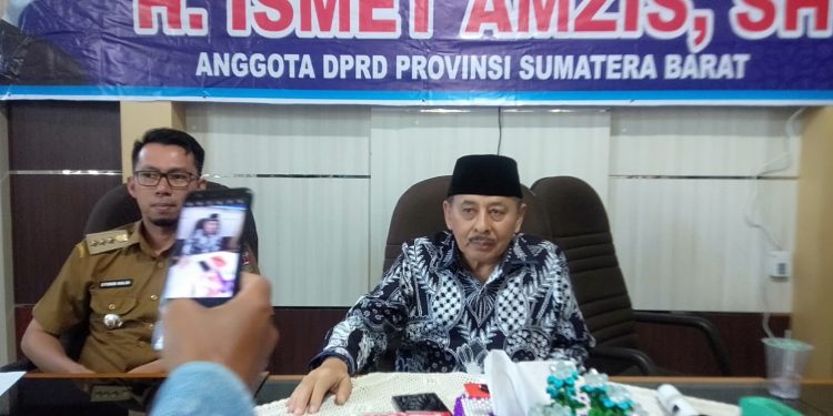 Ismet Amzis Tanggapi Zonasi PPDB, Syukri Soroti Sarana Olahraga di Kecamatan MKS