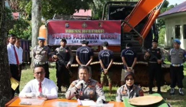Polres Pasaman Barat Berhasil Menangkap Tiga Pelaku Tambang Emas Ilegal di Lubuk Bakar