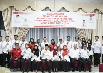 Disaksikan Bupati, Dewan Kehormatan dan Pengurus PMI Lima Puluh Kota Periode 2023-2028 Dilantik Aristo Munandar