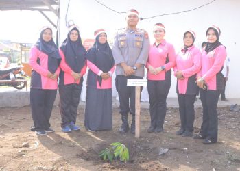 Lestarikan Negeri, Polri Tanam Satu Juta Pohon Serentak di Nusantara