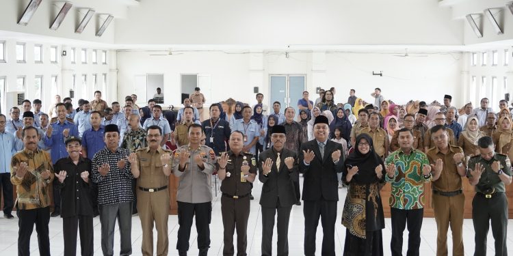 Dilantik Bupati, Nofrizen Diminta Tingkatkan Pelayanan dan Perbaiki Kebocoran