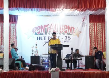 Berlangsung Semarak, Bupati Safaruddin Puji Antusiasme Masyarakat Kapur IX pada Peringatan Hari Kemerdekaan