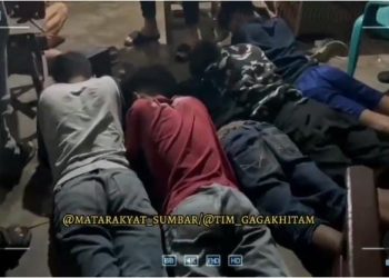 Polisian Menggerebek dan Mengamankan Markas Geng Perkumpulan Anak Petarung yang Meresahkan di Padang