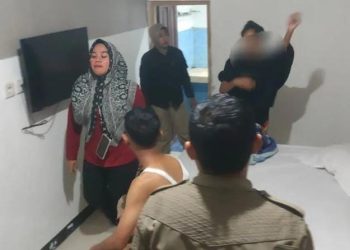 Laksanakan Patroli Satpol PP Padang Amankan Pasangan yang Diduga Bukan Suami Istri