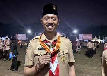 Wako Erman Terima Penghargaan Lencana Melati dari Kwartir Nasional Gerakan Pramuka