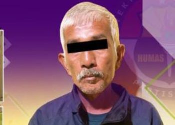 Seorang Pria Lansia di Payakumbuh Kedapatan Main Judi Online Ditangkap Saat Sedang Asyik di Warung