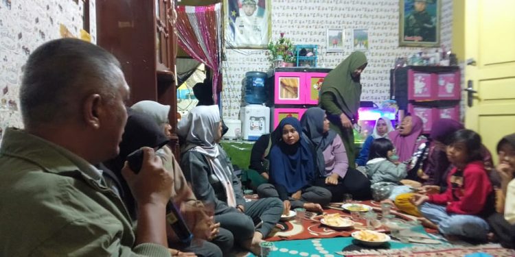 Warga RT 01 RW 03 Kel Tarok Dipo Deklarasikan H. Chairunnas Sebagai Wakil Mereka di DPRD Bukittinggi 2024 Mendatang