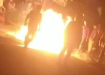Diduga Akibat Sembarangan Buang Puntung Rokok Kios BBM “Meledak” di Bukittinggi, Satu Orang Luka Bakar