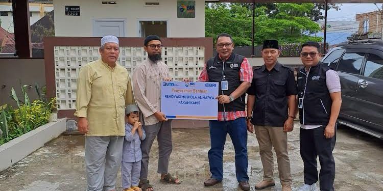 BRI BO Bukittinggi Berikan Bantuan Renovasi Mushalla Al Ma’Wa Pekan Kamis
