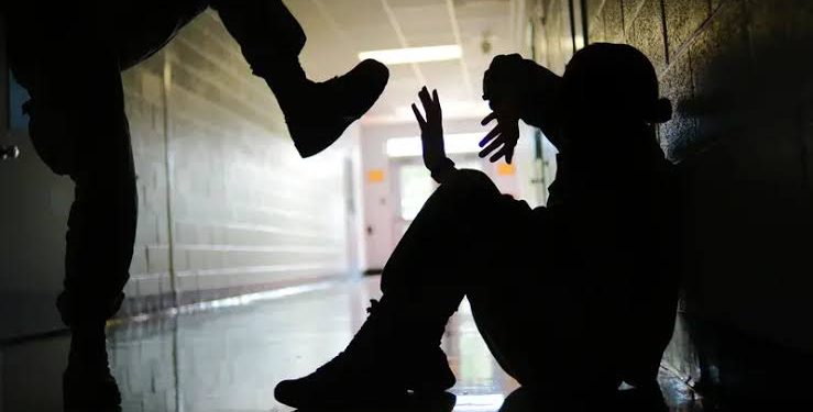 Viral Kasus Perundungan Pelajar SD di Pariaman: Korban Telanjangi dan Dipaksa Minum Air Kencing