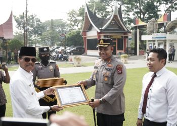 Musnahkan 54,1 Kg Barang Bukti Ganja, Bupati Safaruddin Apresiasi Kinerja Polres Limapuluh Kota