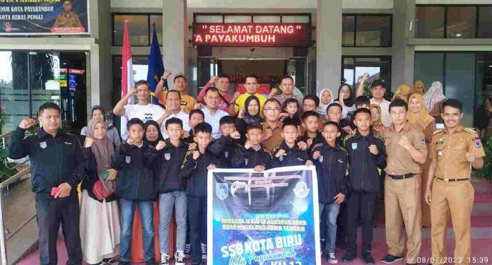Hebat, Rida Ananda Lepas Kontingen SSB Payakumbuh Ikuti South East Asian Football Talent (SEAFT) Indonesia Road To Vietnam