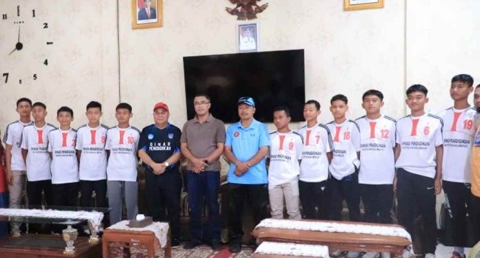 Rida Ananda Lepas Peserta O2SN Dan GSI Ke Tingkat Nasional