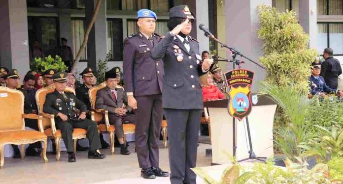 Polres Payakumbuh Gelar Upacara Hari Bhayangkara ke 77 Di Halaman Balai Kota