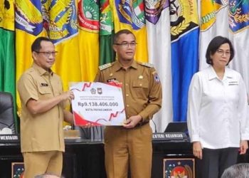 Satu-Satunya Di Sumbar, Pemko Payakumbuh Terima Penghargaan Mendagri Dan Menkeu