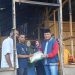 IRFENDI ARBI berikan bantuan kepada korban kebakaran di mungka