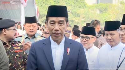 Kecalakaan Maut Pengendara Motor Sports Tewas Tabrak Truk di Jalan Raya Padang Panjang-Bukittinggi