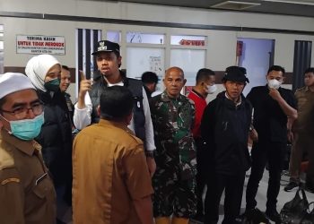 Kembali dari Malaysia, Wako Erman Langsung Menuju Pos Induk Penanganan Bencana Erupsi Marapi