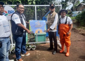 Kecamatan MKS Menerima Bantuan CSR dari BRI cabang Bukittinggi