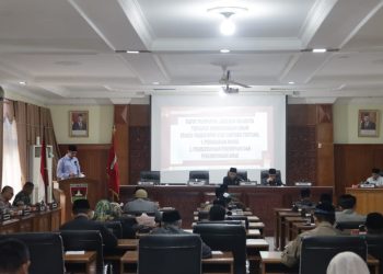 Jawaban Walikota Terkait Ranperda tentang Penanaman Modal dan Pemberdayaan Perempuan dan Anak