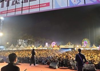 Rayola Membius Penonton, Meski Diguyur Hujan Dari Panggung Pedati Xlll Bukittinggi