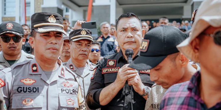 Ternyata ini alasan Bupati Solok Epyardi Asda Memberhentikan Sementara Wali Nagari Gantung Ciri