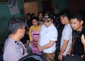 Gercep, Pj Wako Payakumbuh Jasman Langsung Tinjau Korban Kebakaran Di NDB