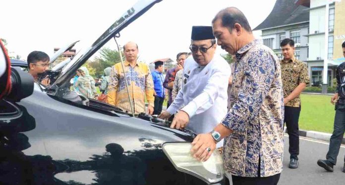 Pemko Payakumbuh Gelar Apel Kendaraan Dinas Di Balai Kota