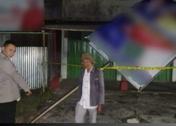 Saat Pemasangan Baliho Caleg di Padang, Satu Orang Meninggal