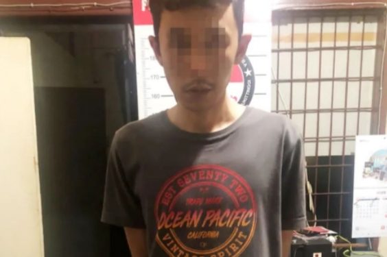 Ratusan Alat Peraga Kampanye Caleg Dibongkar di Kota Padang, Sumbar