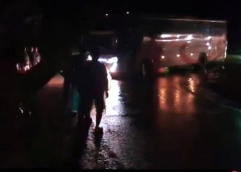 Jalur Sumbar-Riau Melalui Limapuluh Kota Kembali Dibuka Setelah Longsor