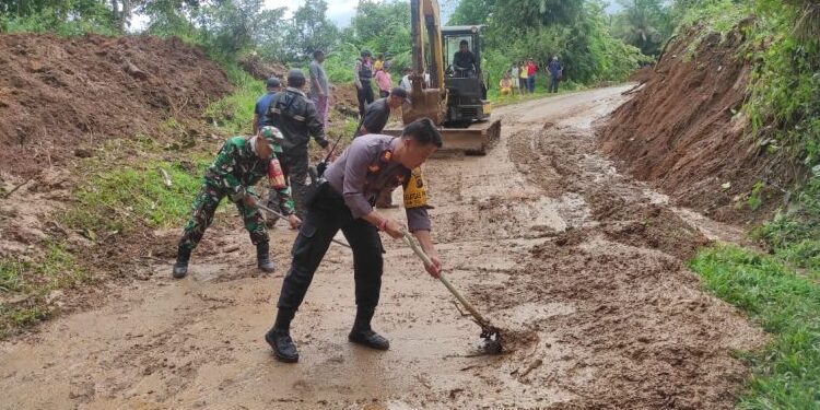 Tim Klewang Polresta Padang Berhasil Mengamankan Dua Tukang Palak di Pantai Padang