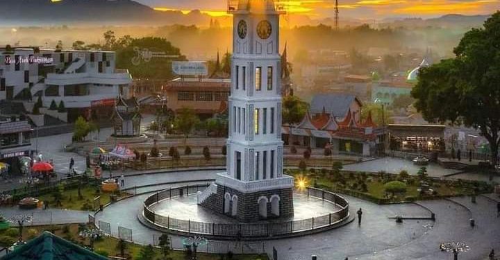 Kenaikan 6 Tingkat Standar Pelayanan di Bukittinggi Masuk Zona Hijau