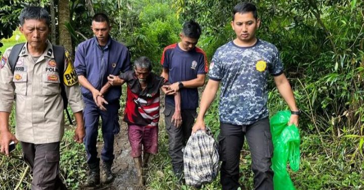 Penemuan Lansia Korban Tersesat di Bukit Sulak Torok Piladang Kec.Akabiluru Gegerkan Warga