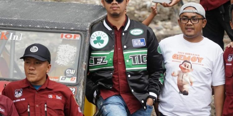 Duo Anak Muda Bukittinggi, Walikota dan Ketua Kadin Berolahraga Menantang