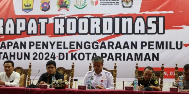 Peran Penting Pers dalam Pembangunan Sumatera Barat: Evaluasi Gubernur Mahyeldi