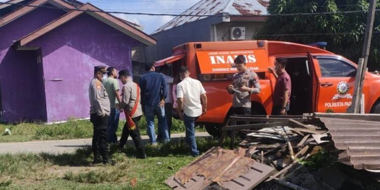 Penemuan Mayat Membusuk di Padang Menggegerkan Warga