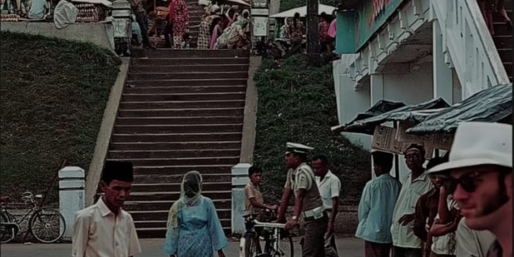 Bukittinggi Mengalami Transformasi Menjadi Kota Kosmopolitan: Sebuah Kisah dari Nagari Kurai